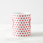 Niedliches Rotes Herz mit Monogramm des Roten und Kaffeetasse (Mittel)