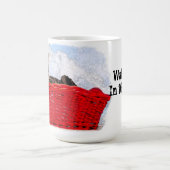 Niedliches Schlafkätzchen im hellen, roten Körbche Kaffeetasse (Mittel)