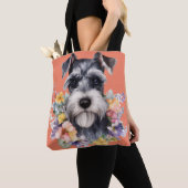 Niedliches Schnauzer-Portrait mit Blume Tasche (Von Nahem)