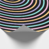 Niedliches Schwarz-Grau-Streifenmuster Geschenkpapier (Ecke)