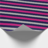 Niedliches Schwarz-Grau-Streifenmuster Geschenkpapier (Ecke)