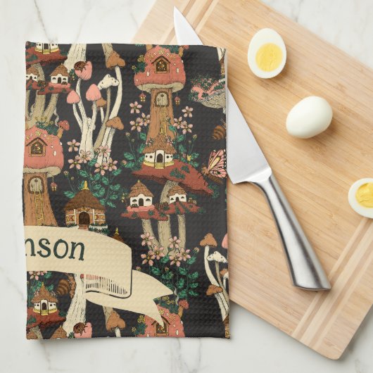 Niedliches Schwarz-Hütte-Core-Mushroom-Muster Geschirrtuch (Viertel Falte)