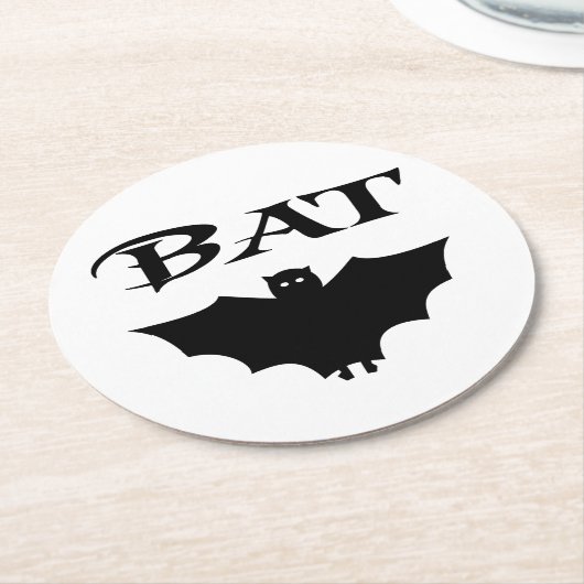 Niedliches Schwarz-Weiß-Bat Halloween Runder Pappuntersetzer (Angewinkelt)