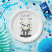 Niedliches Schwarz-Weiß-Panda in Bamboo Pappteller (Party)
