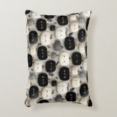 Niedliches Schwarz-Weiß-Pumpkin-Fallmuster Dekokissen (Vorderseite(Vertikal))