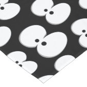 Niedliches Schwarz-Weiß-Spooky-Eyes Halloween Kurzer Tischläufer (Ecke)