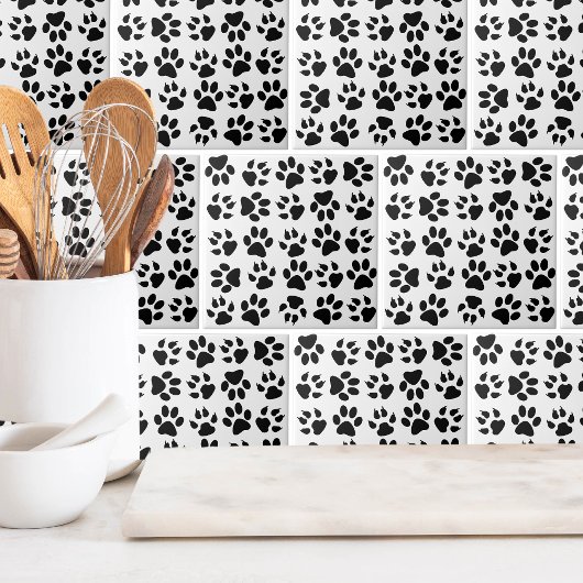 Niedliches Schwarz-weißes Pet-Muster Fliese