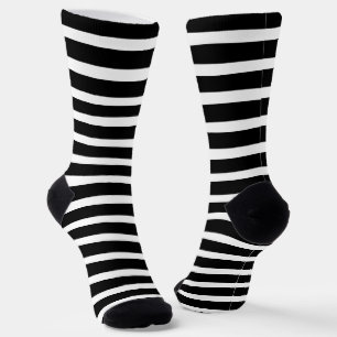 niedliches Schwarz-weißes Streifenmuster gekachelt Socken