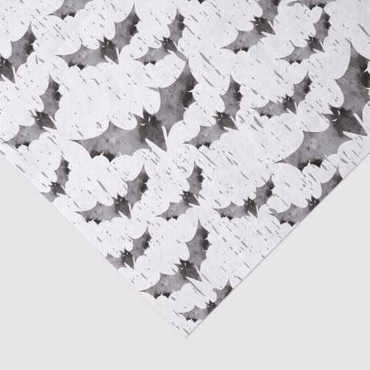 Niedliches Schwarzes u. Weiß schlägt Seidenpapier (Ausschnitt)