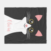 Niedliches Schwarzkatzenportrait Mitte des Jahrhun Fleecedecke (Vorderseite (Horizontal))