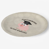 Niedliches Schwein Herzlichen Glückwunsch zu Ihrem Pappteller (Schrägansicht)