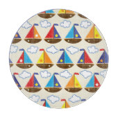 Niedliches Segelboot-Muster 2 Schneidebrett (Vorderseite)