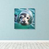 Niedliches Siegel mit Kopf aus dem Wasser Leinwanddruck (Insitu (Holzboden))