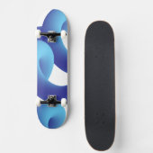 Niedliches Skateboard mit Abstrakt geometrischem H (Vorne)