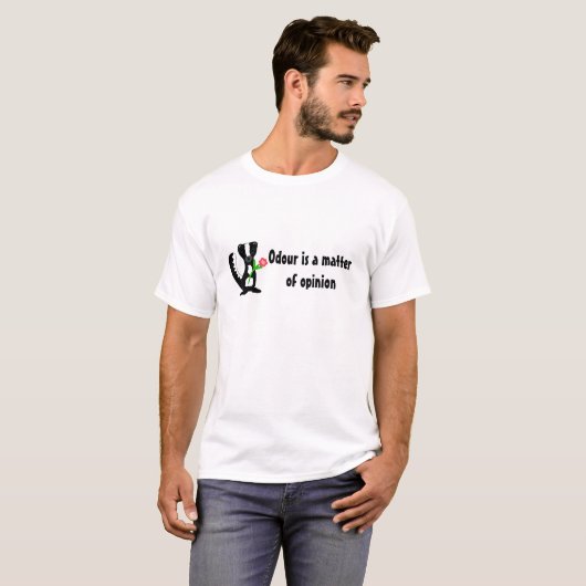 Niedliches Skunk mit Humoralem Sprichwort T-Shirt (Vorne ganz)