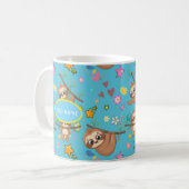 Niedliches Sloth Blue Muster | Vorlage hinzufügen Kaffeetasse (Vorderseite Links)