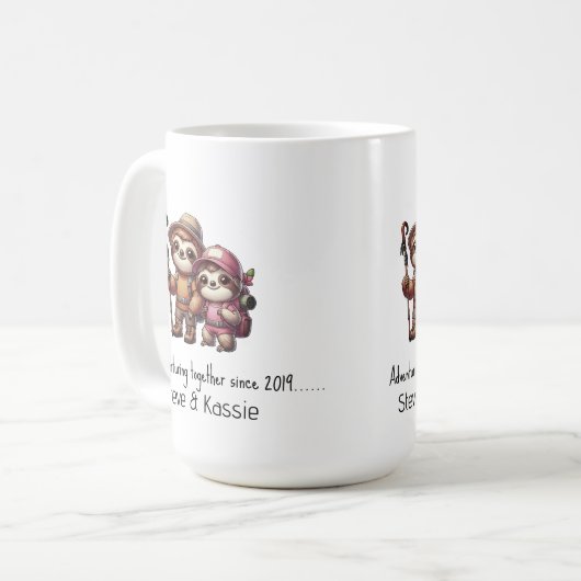 Niedliches Sloth Couple Adventing Together seit Kaffeetasse (Vorderseite Links)