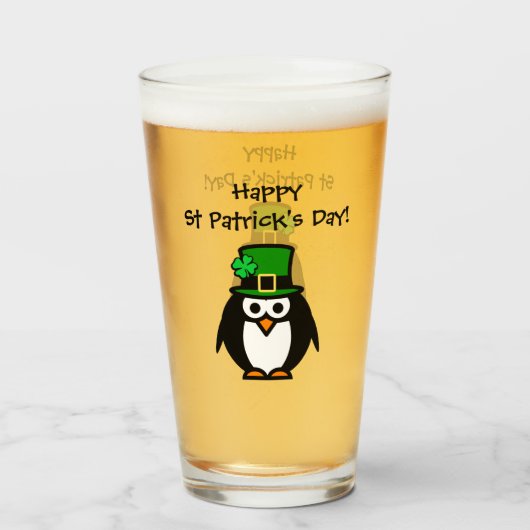 Niedliches St. Patricks Day leprechaun Cartoon Bie Glas (Vorne (Gefüllt))