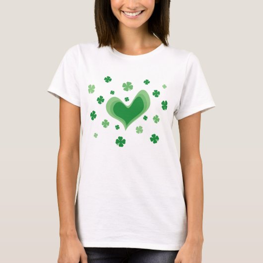 Niedliches St Patricks Day Shirt mit irischem Herz (Vorderseite)