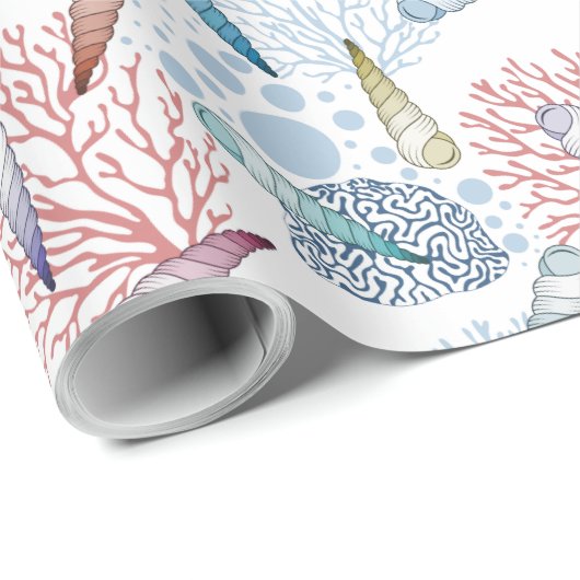 Niedliches Strandseashell-Korallenmuster Geschenkpapier (Rolleneckpunkt)