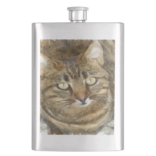 Niedliches Tabby mit Blick auf die Stift Flachmann (Vorderseite)