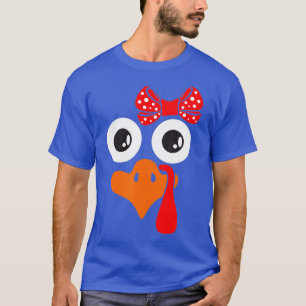 Niedliches türkisches Gesicht mit einem Bow-Krawat T-Shirt