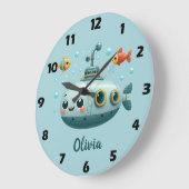 Niedliches U-Boot mit Fisch und Blasen Große Wanduhr (Winkel)