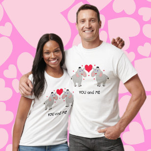 Niedliches und lustiges Elefantenpaar mit Herz - m T-Shirt