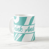 Niedliches und sonniges Getränk und türkisfarbenes Kaffeetasse (Vorderseite Links)