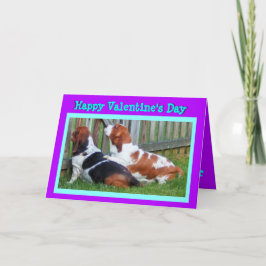 Niedliches Valentine mit sonnigen Basset-Hunden Feiertagskarte