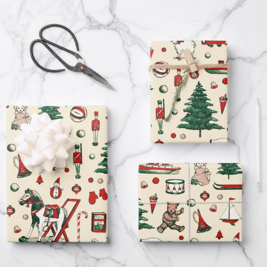 Niedliches Vintages Spielzeug Weihnachtsbaum Geschenkpapier Set (Vorderseite)