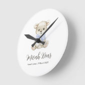 Niedliches Watercolor Baby Bear Blue Bow Runde Wanduhr (Winkel)