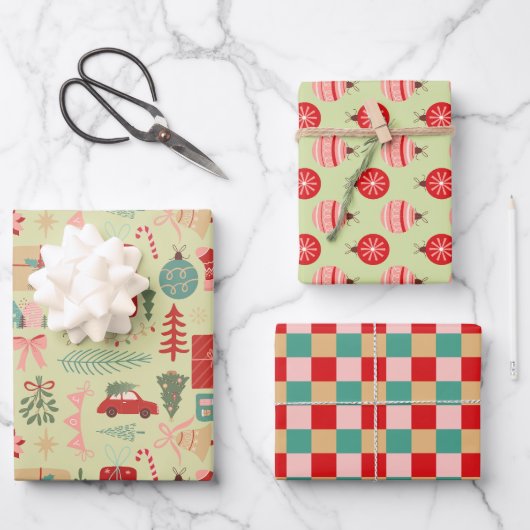 Niedliches Weihnachtsdesign Rosa und Minzgrün Geschenkpapier Set (Vorderseite)