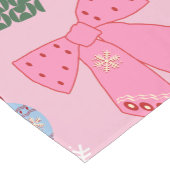 Niedliches Weihnachtsrosa Kurzer Tischläufer (Ecke)