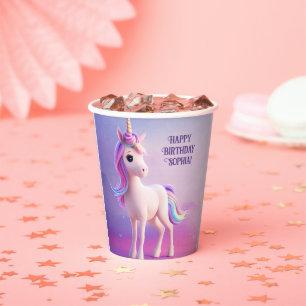 Niedliches weißes Einhorn mit rosa und blauem Mane Pappbecher