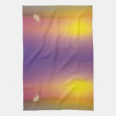 Niedliches Weißes Kaninchen auf Grassy Hill bei So Geschirrtuch (Vertikal)