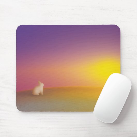 Niedliches Weißes Kaninchen auf Grassy Hill bei So Mousepad (Mit Mouse)