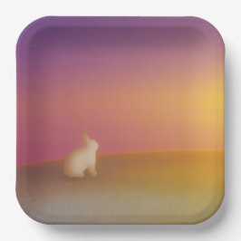 Niedliches Weißes Kaninchen auf Grassy Hill bei So Pappteller