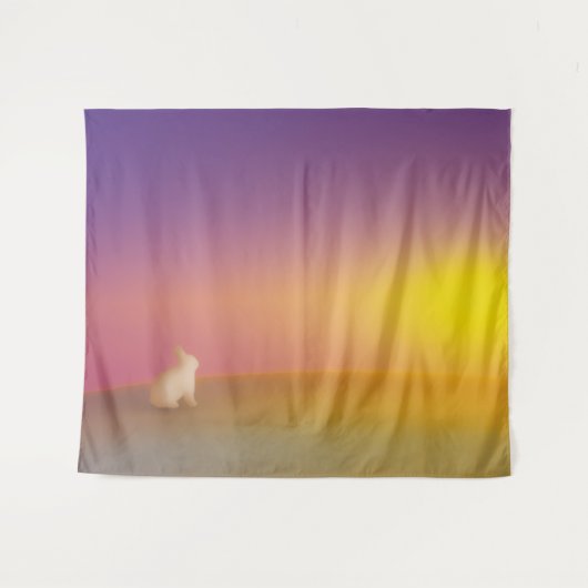 Niedliches Weißes Kaninchen auf Grassy Hill bei So Wandteppich (Vorderseite (Horizontal))