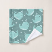 Niedliches Whale Muster auf Aquamarinem Blue Kids  Badhandtuch Set (Waschlappen)