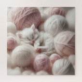 Niedliches White Kitten Napping im Garn Puzzle (Vertikal)