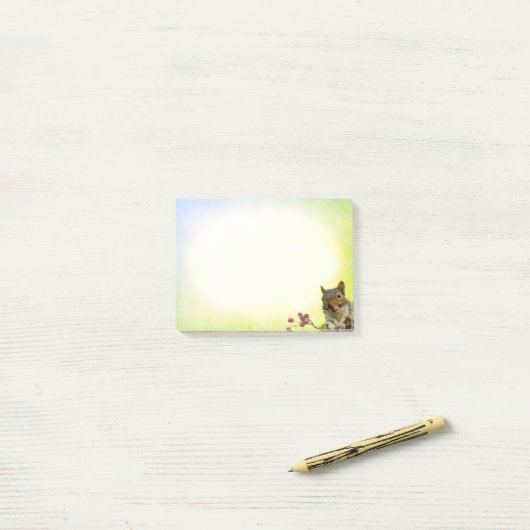 Niedliches wildes Eichhörnchen auf Pasteluntergrun Post-it Klebezettel (Auf Schreibtisch)