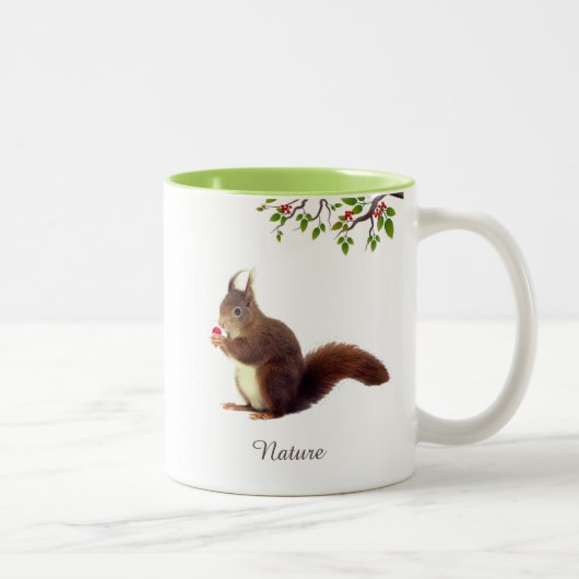 Niedliches wildes Eichhörnchen und Personalisierte Zweifarbige Tasse (Rechts)