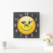 Niedliches Winking Happy Face Quadratische Wanduhr (Zuhause)