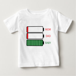 Niedrige Batterie - Mutter und Vater für schlaflos Baby T-shirt