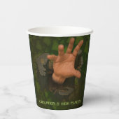 Niedrige und hohe Orte Pappbecher (Rückseite)