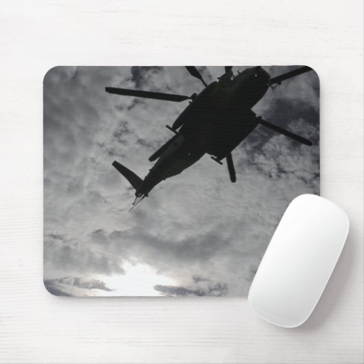 Niedrige Winkelansicht eines CH-53E Mousepad (Mit Mouse)