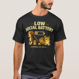 Niedriger sozialer Akku Lustiger Hund und Katze In T-Shirt