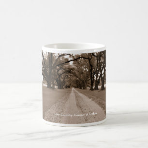 Niedriges Land-Allee von Oakes Kaffeetasse