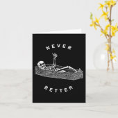 Niemals besser Schädelskelett im SargHalloweenhain Karte (Gelbe Blume)